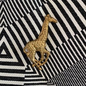 Giraffe 🦒 pin